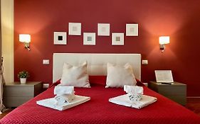 Le Coq Suites
